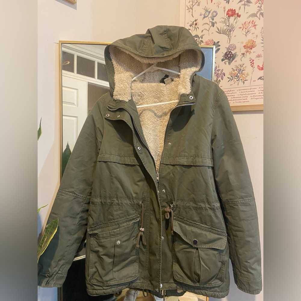 Divided Green Jacket with furry inside